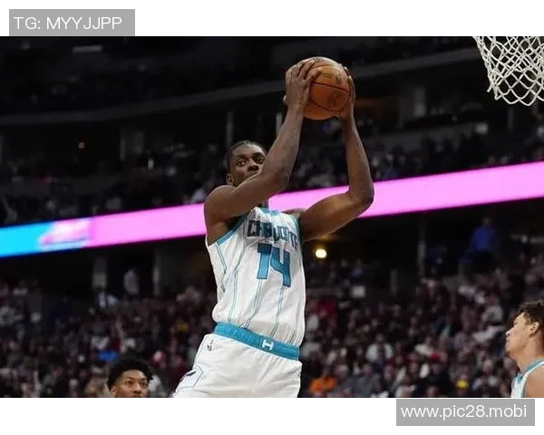 与弗拉格对砍的黄蜂新秀克尼佩尔，和他是什么关系？